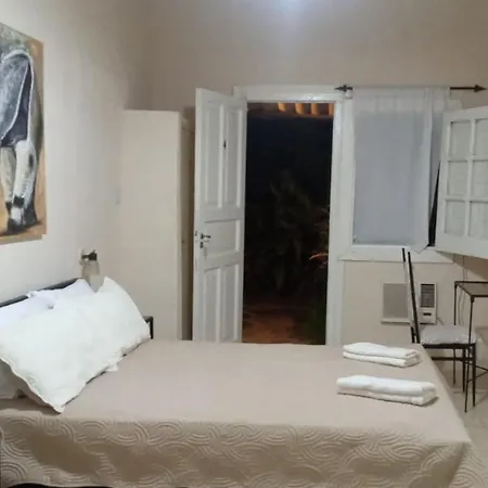Bed and Breakfast El Jardin Colonial Calilegua Exterior foto