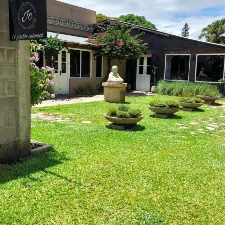 Bed & Breakfast El Jardin Colonial Calilegua